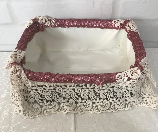 Güpür Dantel Detaylı Sepet