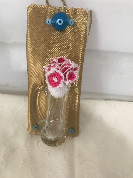 El Yapımı İğne Oyalı Kristal Duvar Süsü