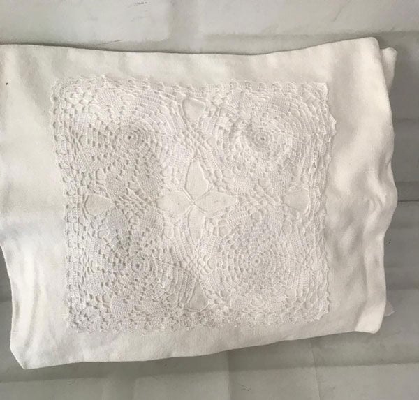 Keten Kumaş El Yapımı Dantel Detaylı Kırlent
